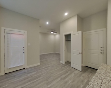 22843 Terrazzo Drive - Photo Thumbnail 3