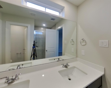 22843 Terrazzo Drive - Photo Thumbnail 7