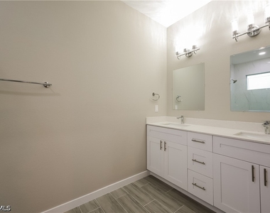 3204 66th Street W - Photo Thumbnail 11