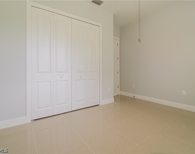 3418 4th Street Sw - Photo Thumbnail 9