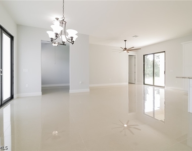 3418 4th Street Sw - Photo Thumbnail 2