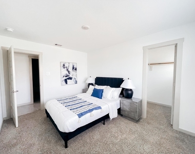 29830 Wildcat Way - Photo Thumbnail 13