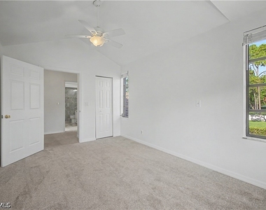 908 Augusta Boulevard - Photo Thumbnail 15