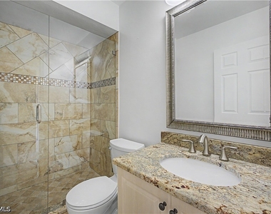 908 Augusta Boulevard - Photo Thumbnail 16