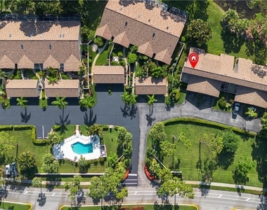 908 Augusta Boulevard - Photo Thumbnail 24