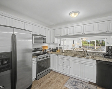 7065 Dennis Circle - Photo Thumbnail 3