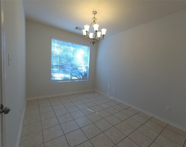 18418 Burgundy Sky Way - Photo Thumbnail 6