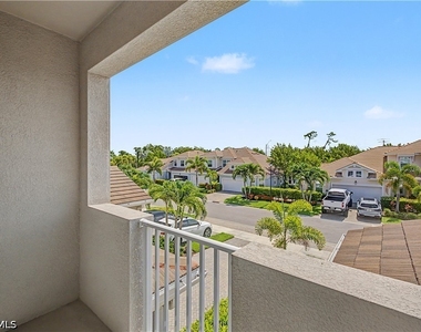 4713 Arboretum Circle - Photo Thumbnail 13