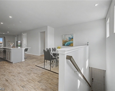 4713 Arboretum Circle - Photo Thumbnail 2
