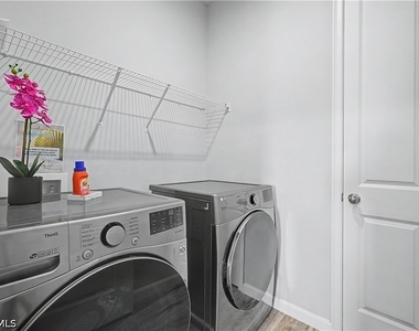 4713 Arboretum Circle - Photo Thumbnail 20