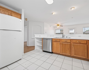 10027 Encino Cove Court - Photo Thumbnail 12