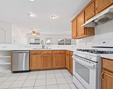 10027 Encino Cove Court - Photo Thumbnail 15