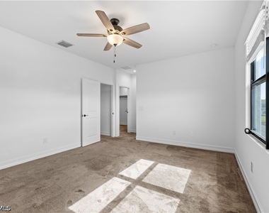 7548 Carnegie Way - Photo Thumbnail 9
