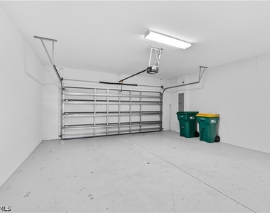 7548 Carnegie Way - Photo Thumbnail 19