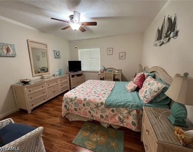 4603 Bayshore Drive - Photo Thumbnail 9