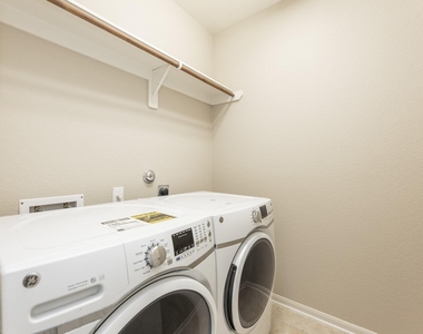 29163 Marina Point Lane - Photo Thumbnail 18