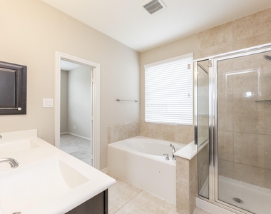 29163 Marina Point Lane - Photo Thumbnail 16