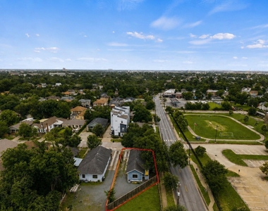 4734 Bell Street - Photo Thumbnail 8