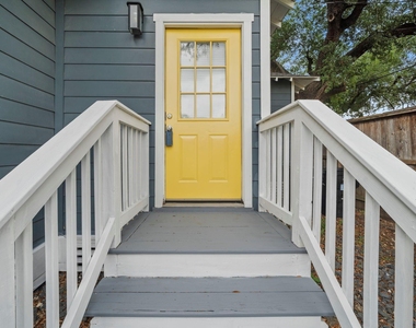 4734 Bell Street - Photo Thumbnail 2
