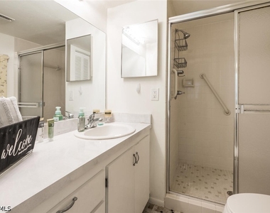 499 Forest Lakes Boulevard - Photo Thumbnail 13