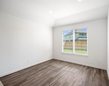 13325 Big Sky Court - Photo Thumbnail 10
