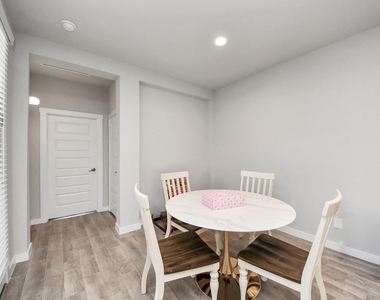 3815 Favor Forest Court - Photo Thumbnail 20