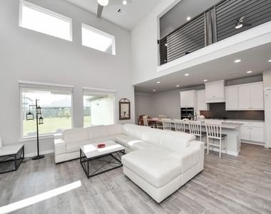 3815 Favor Forest Court - Photo Thumbnail 12