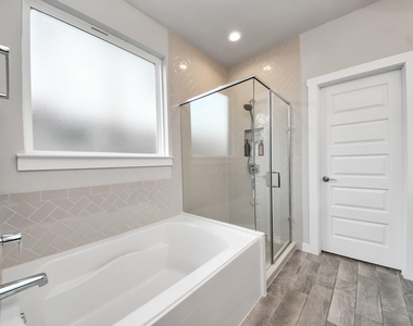 3815 Favor Forest Court - Photo Thumbnail 25