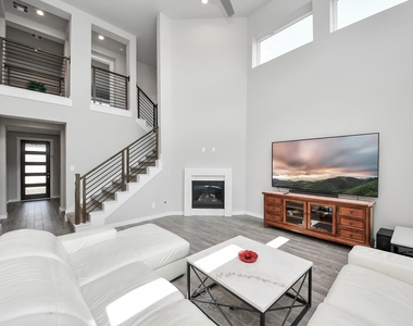 3815 Favor Forest Court - Photo Thumbnail 10