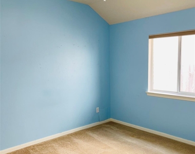 10723 Lake Riata Lane - Photo Thumbnail 10