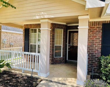 10723 Lake Riata Lane - Photo Thumbnail 2