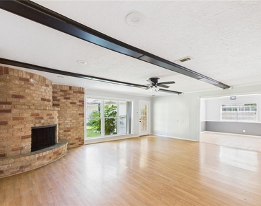 1107 Verret Lane - Photo Thumbnail 3