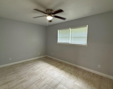5525 Main Street - Photo Thumbnail 19