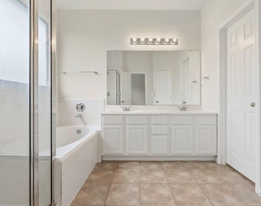 31719 Cattail Park Court - Photo Thumbnail 13