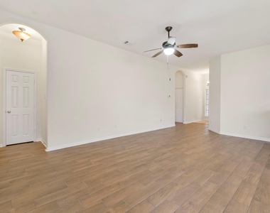 31719 Cattail Park Court - Photo Thumbnail 5