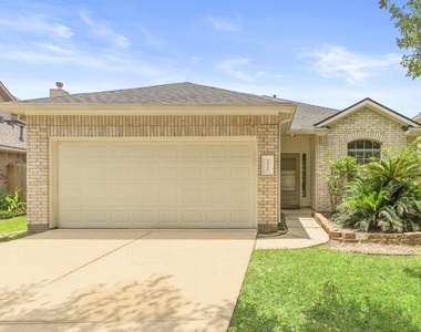 31719 Cattail Park Court - Photo Thumbnail 1