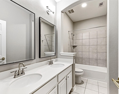29114 Weldons Forest Court - Photo Thumbnail 43