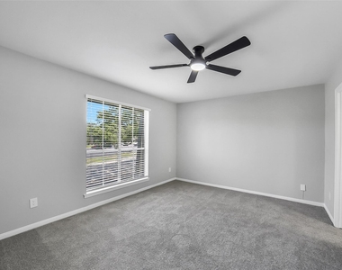 14703 Barryknoll Lane - Photo Thumbnail 12