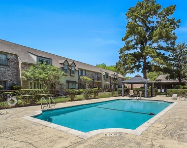 14703 Barryknoll Lane - Photo Thumbnail 23