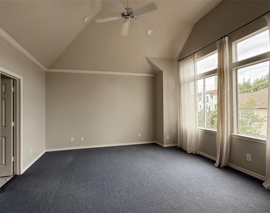 1107 Marconi Street - Photo Thumbnail 7