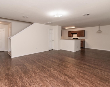 15210 Lucky Star Drive - Photo Thumbnail 6