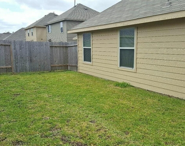 5838 Kyle Cove Drive - Photo Thumbnail 1