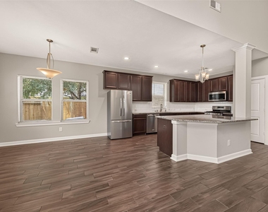 12507 Point Arbor Court - Photo Thumbnail 3