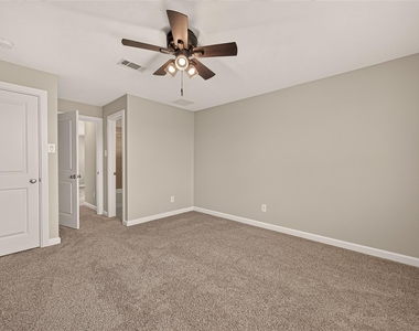 12507 Point Arbor Court - Photo Thumbnail 34