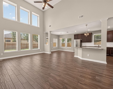 12507 Point Arbor Court - Photo Thumbnail 17