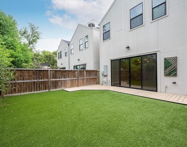 823 Aurora Street - Photo Thumbnail 23