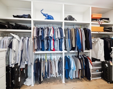823 Aurora Street - Photo Thumbnail 13