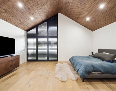 823 Aurora Street - Photo Thumbnail 9