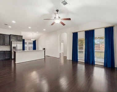 18751 Majestic Vista Lane - Photo Thumbnail 2
