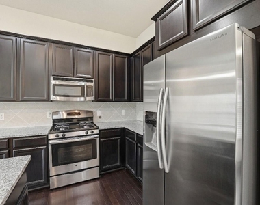 18751 Majestic Vista Lane - Photo Thumbnail 4